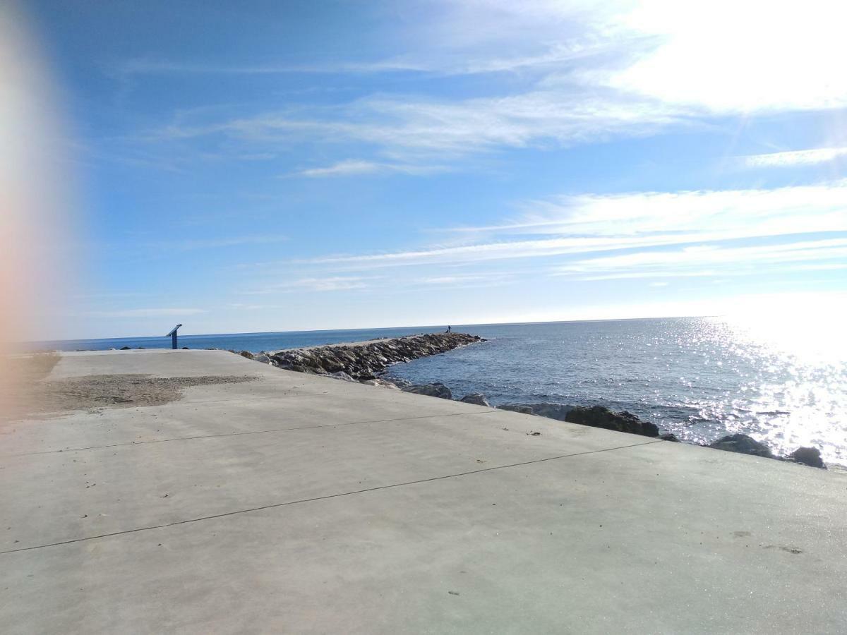 Apartamento Ojana Centro Apartment Torremolinos Luaran gambar
